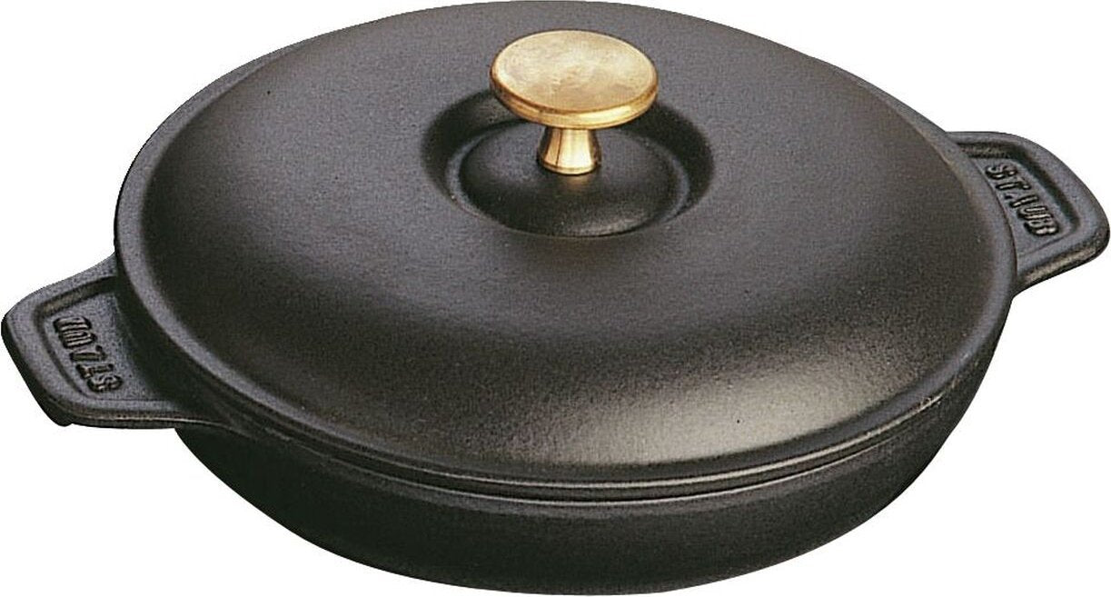 Staub - 8" Cast Iron Round Baking Dish with Lid 20cm - 40509-579